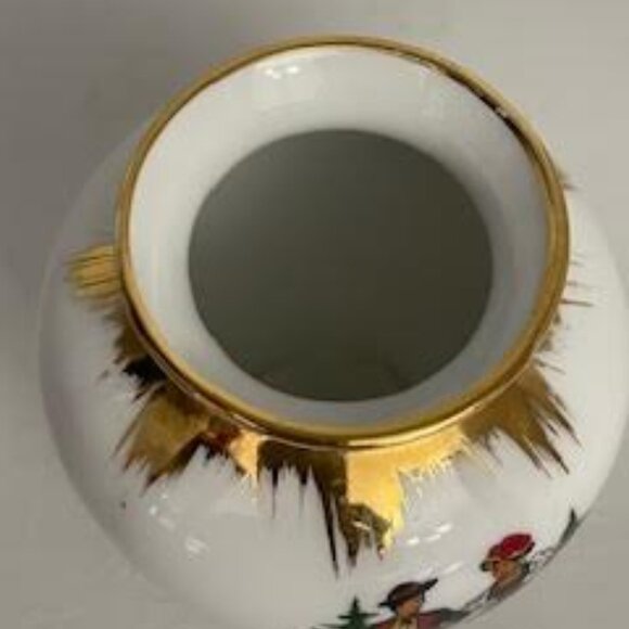 A Mini Vintage Porcelain Hand Painted Gold Trim Bud Vase By Schwarzwald Malsch - Picture 6 of 7